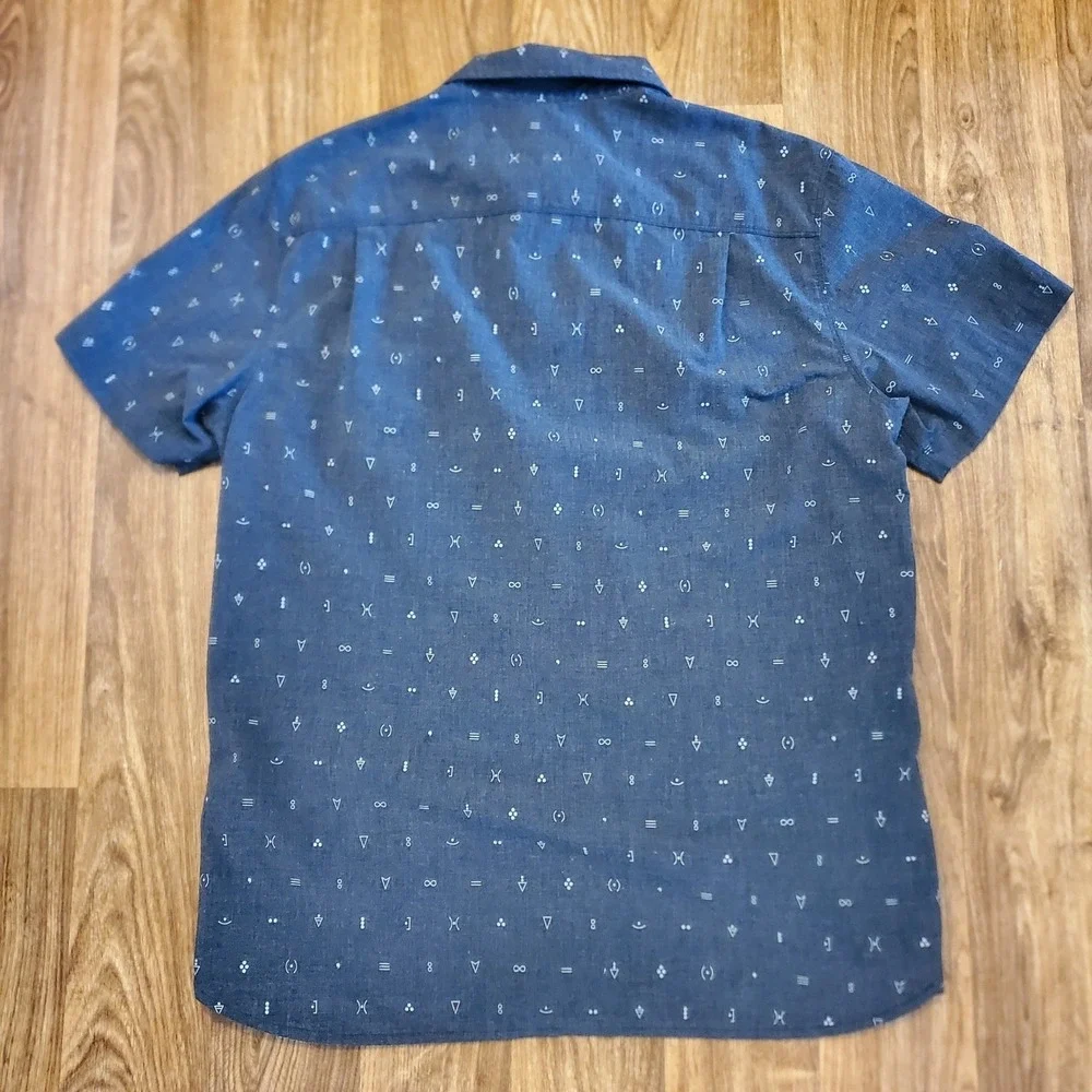 The North Face Shirt Men Large Blue Geometric Button Down Short Sleeve Hiking